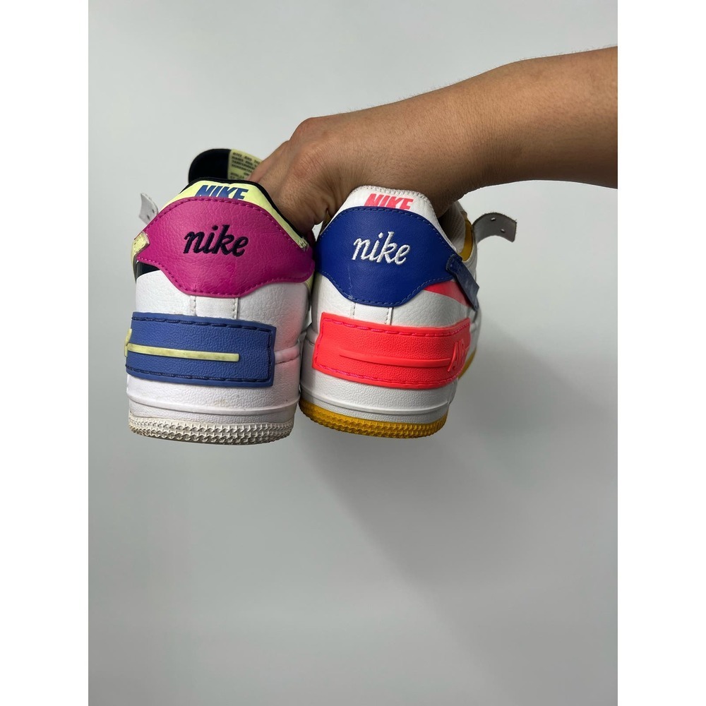 ‎Nike - Picture 2 of 8